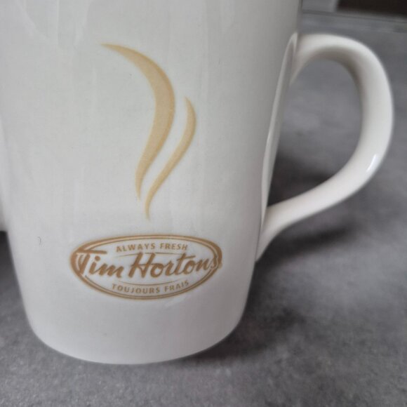 Tim Hortons's Collectible 20 oz Teapot (#2) - Picture 6 of 9